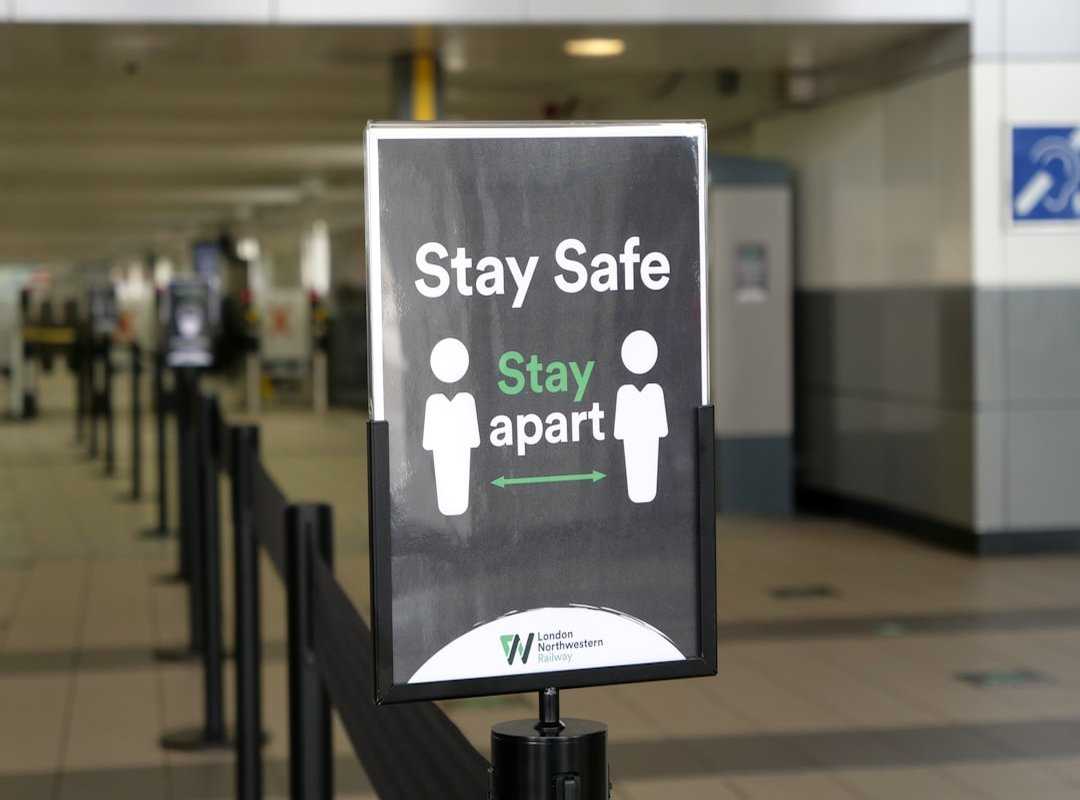 kids safety travel tips