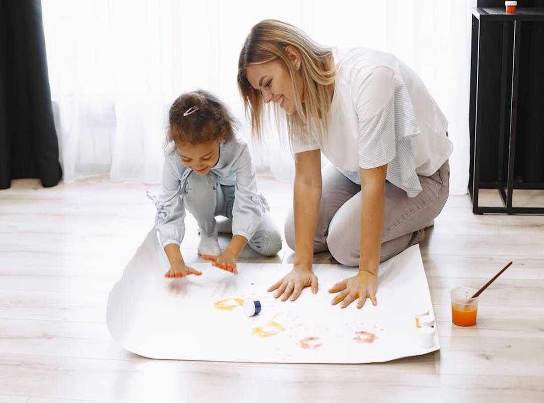 on-the-go parenting tips